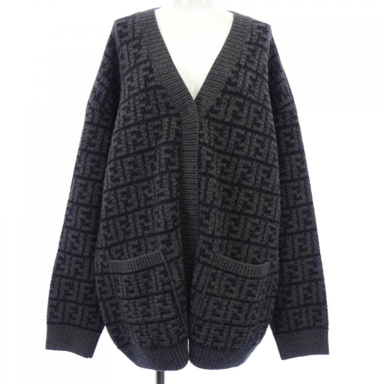 フェンディ FENDI FZ950 カーディガン