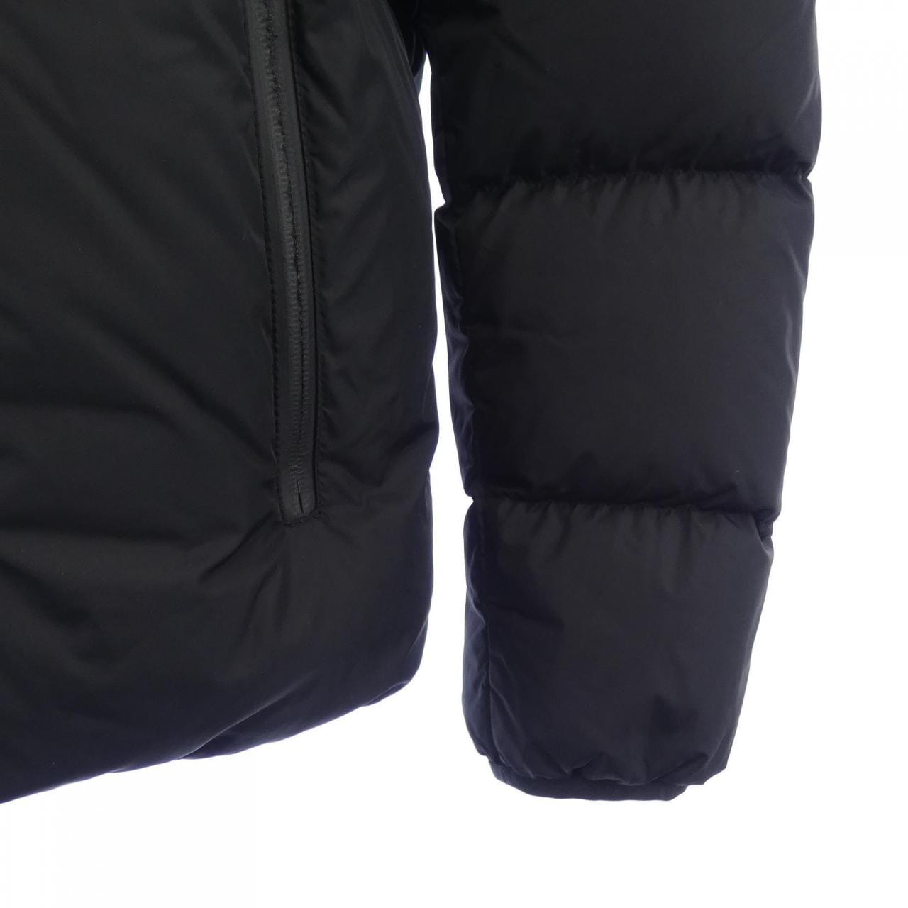 モンクレール MONCLER MONTCLA ダウンジャケット