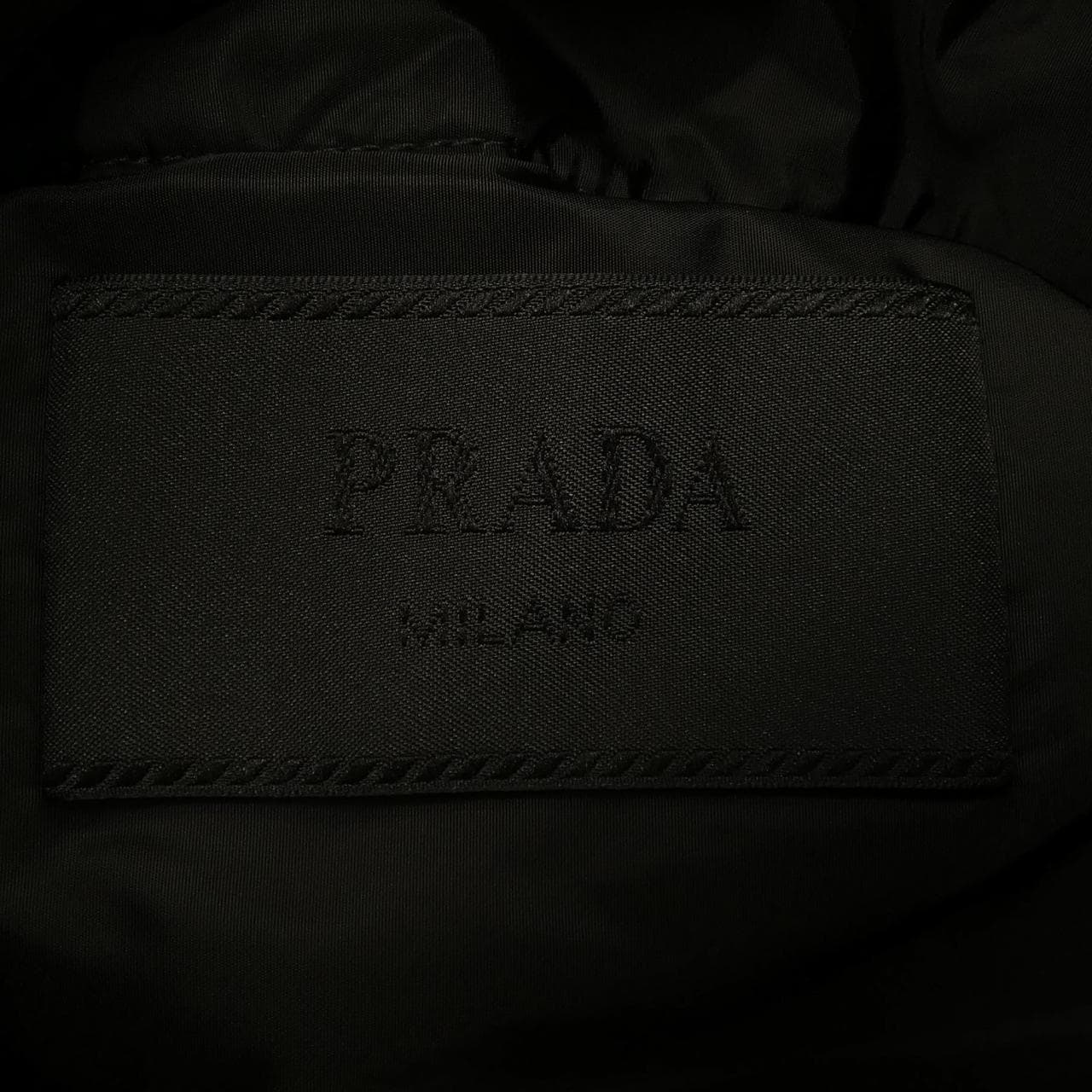 プラダ PRADA ダウンジャケット