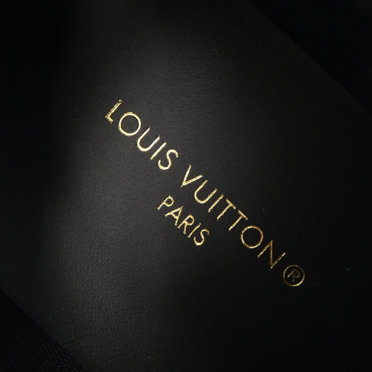 ルイヴィトン LOUIS VUITTON スニーカー