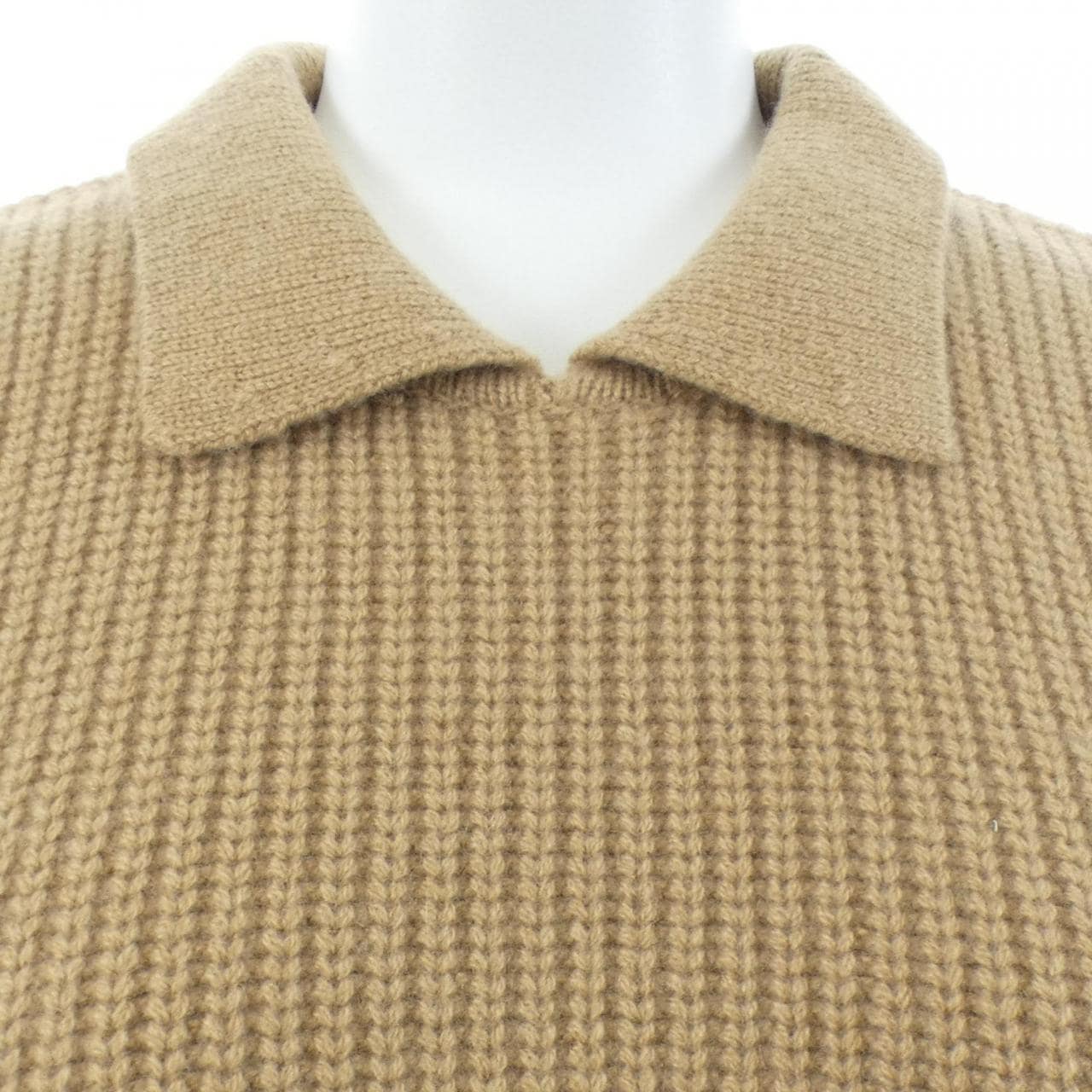 MAISONCARREE ベスト