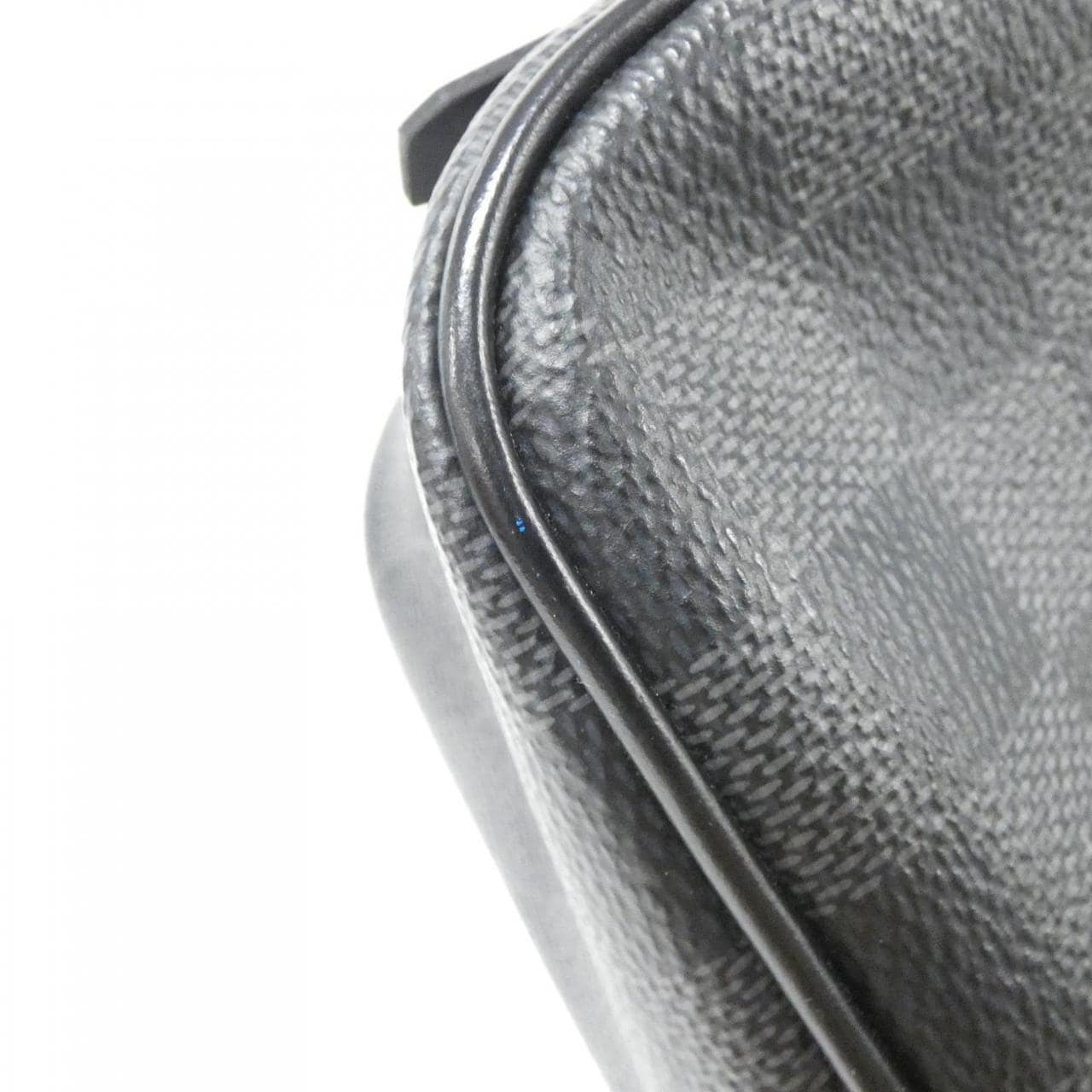 LOUIS VUITTON Damier Graphite Truth 香水 GM N47521 手拿包