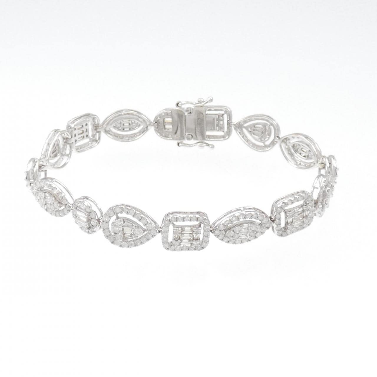 K18WG Diamond bracelet 5.00CT