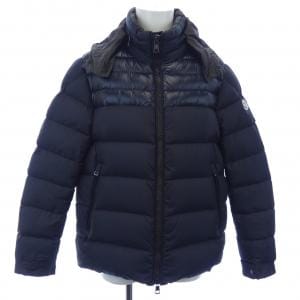 モンクレール MONCLER ダウンジャケット