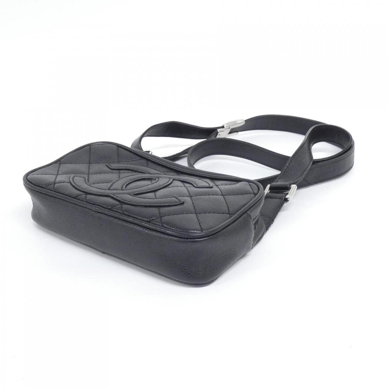 シャネル ショルダーバッグ