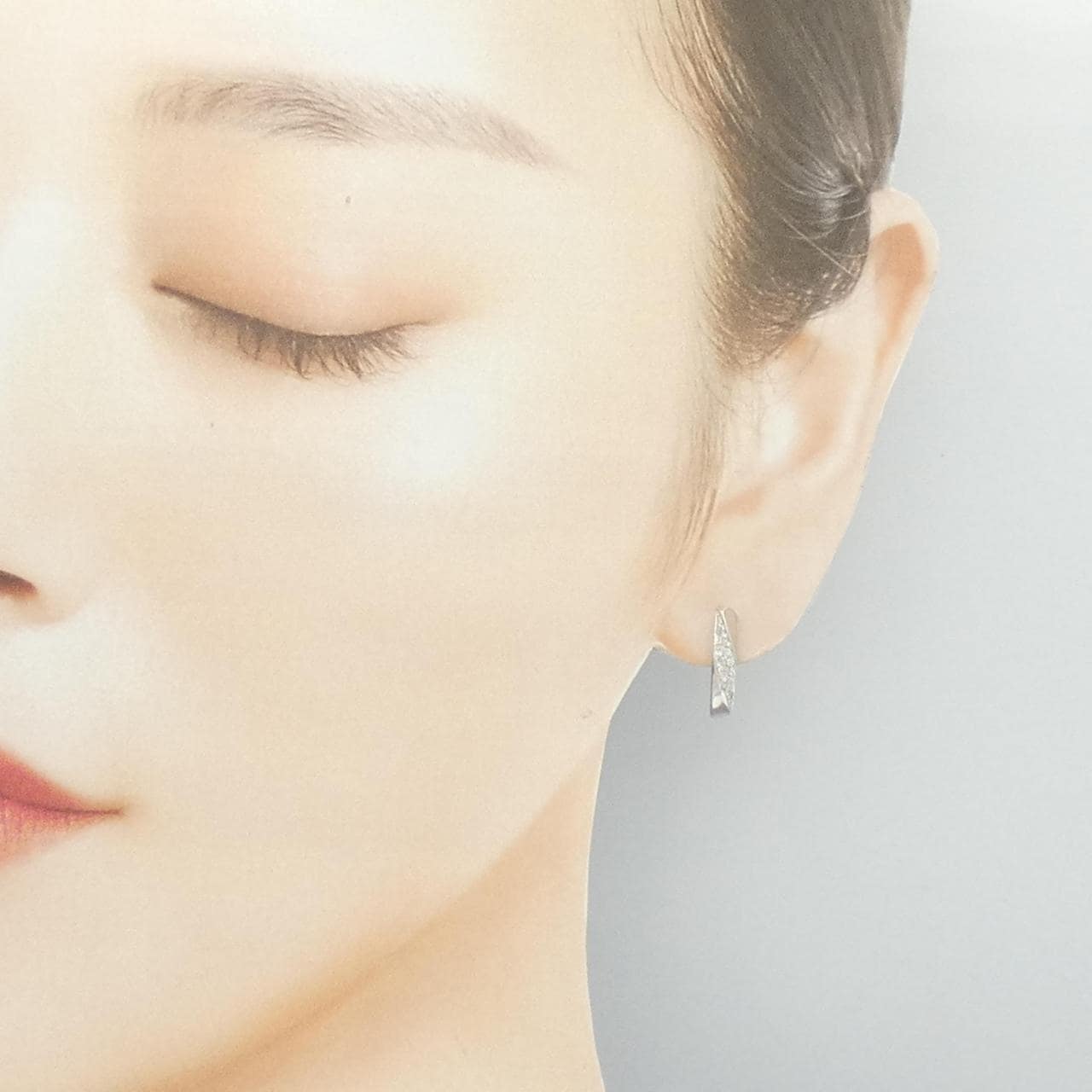 K18WG ダイヤモンド イヤリング