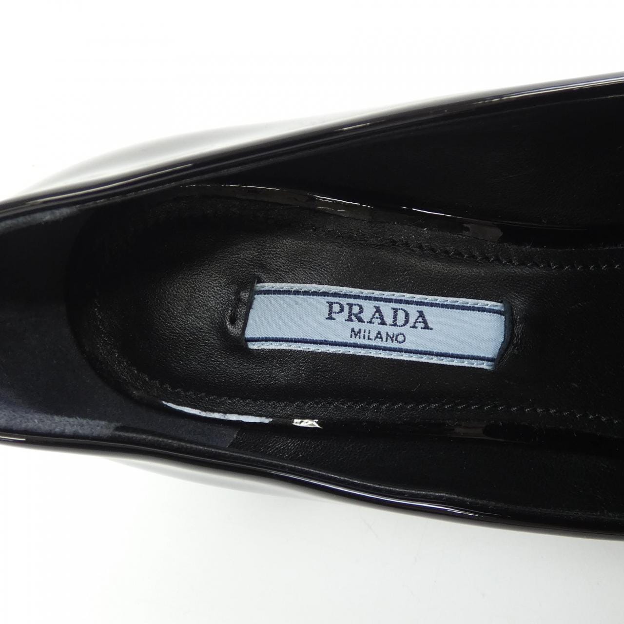 プラダ PRADA パテントレザーローファー トライアングルロゴ 1D763M シューズ