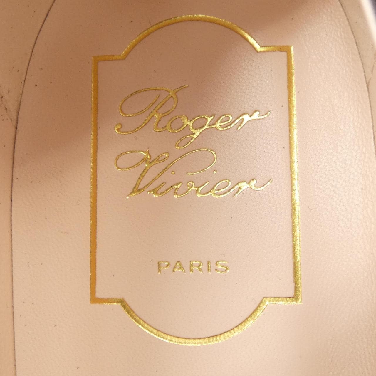 ロジェヴィヴィエ ROGER VIVIER ヴィヴ レンジャー メタルバックル シューズ