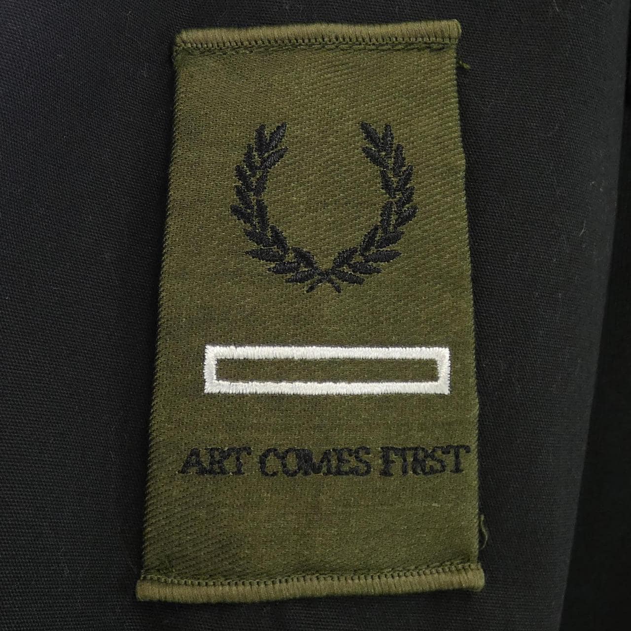 フレッドペリー FRED PERRY ART COMES FIRST ブルゾン