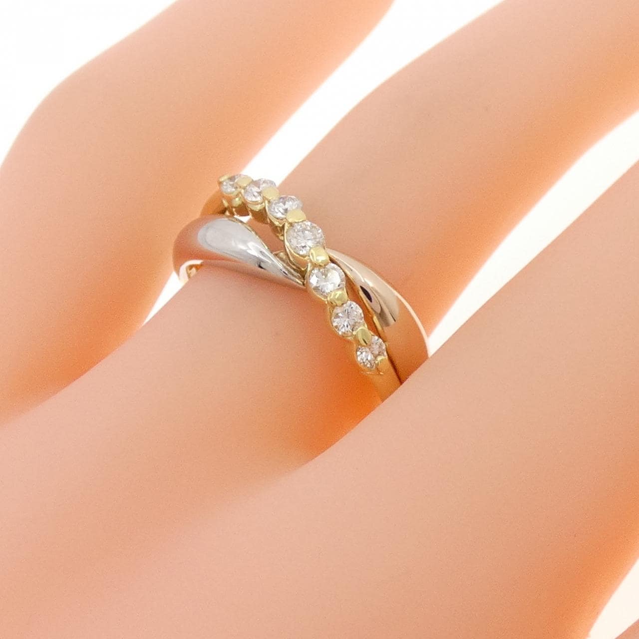 K18YG/PT900/K18PG ダイヤモンド リング 0.25CT