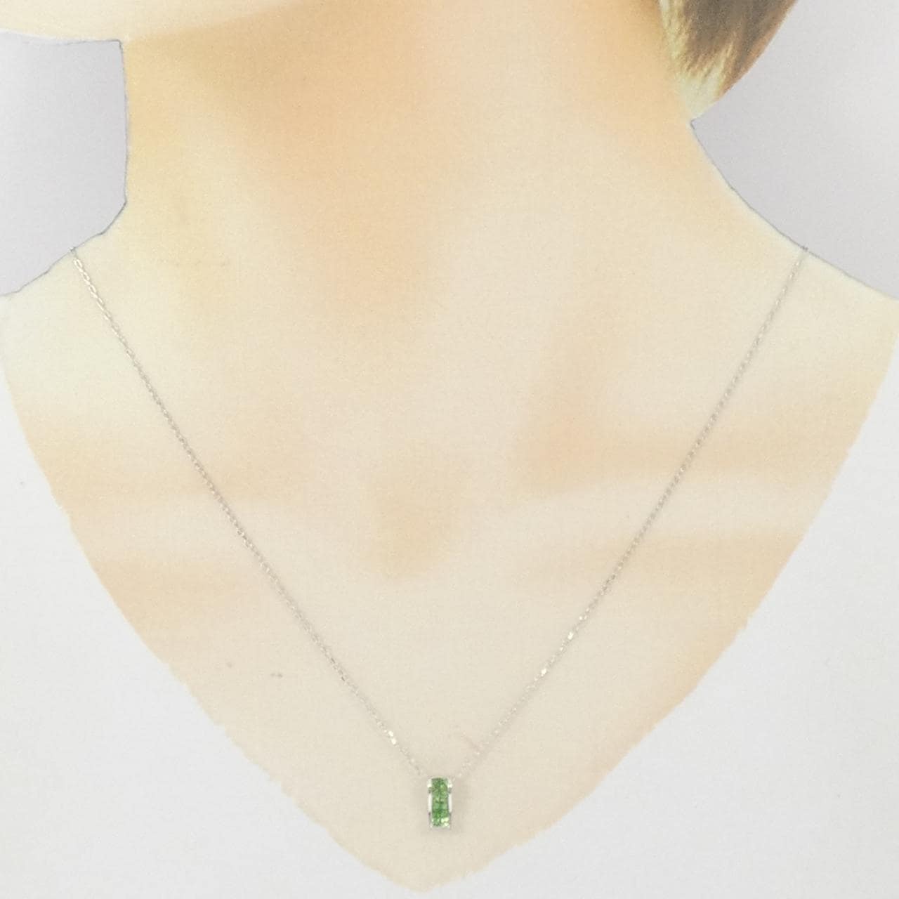 K18WG グリーンガーネット ネックレス 0.30CT