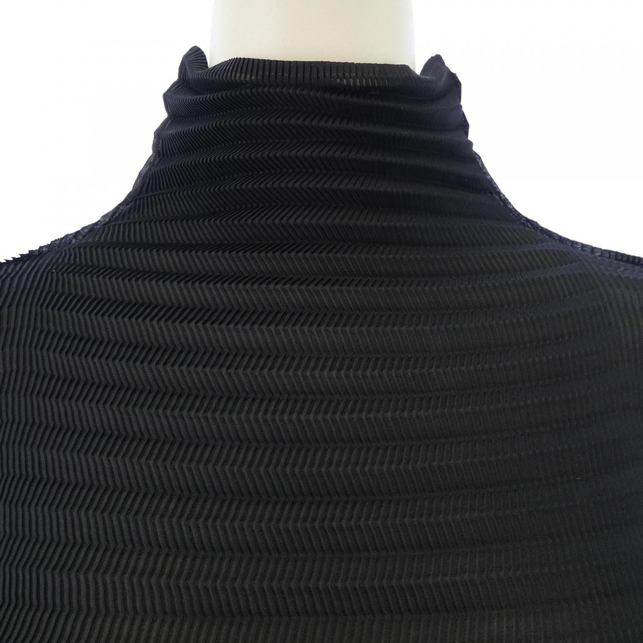 イッセイミヤケ ISSEY MIYAKE IM84FJ614 トップス