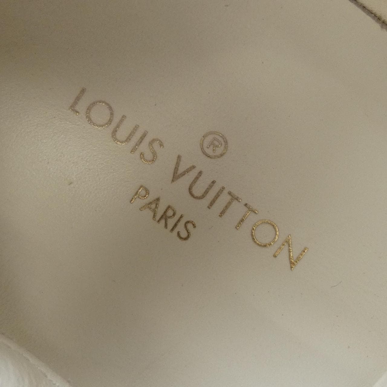 ルイヴィトン LOUIS VUITTON ランアウェイライン スニーカー