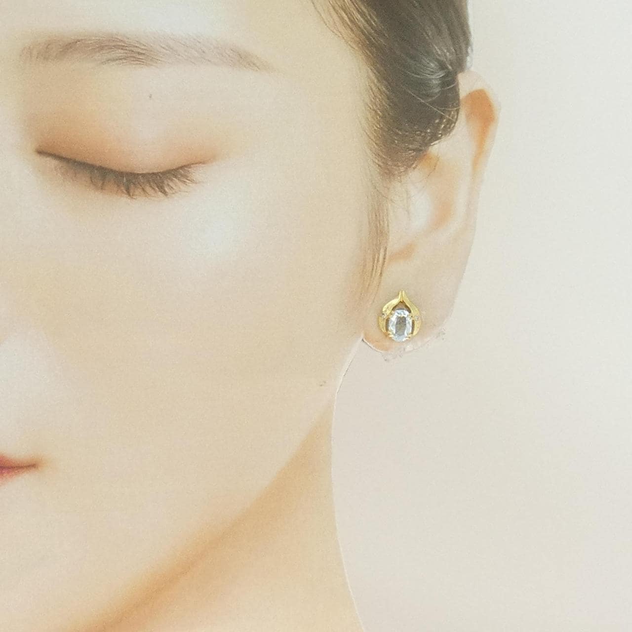 K18YG ブルートパーズ ピアス