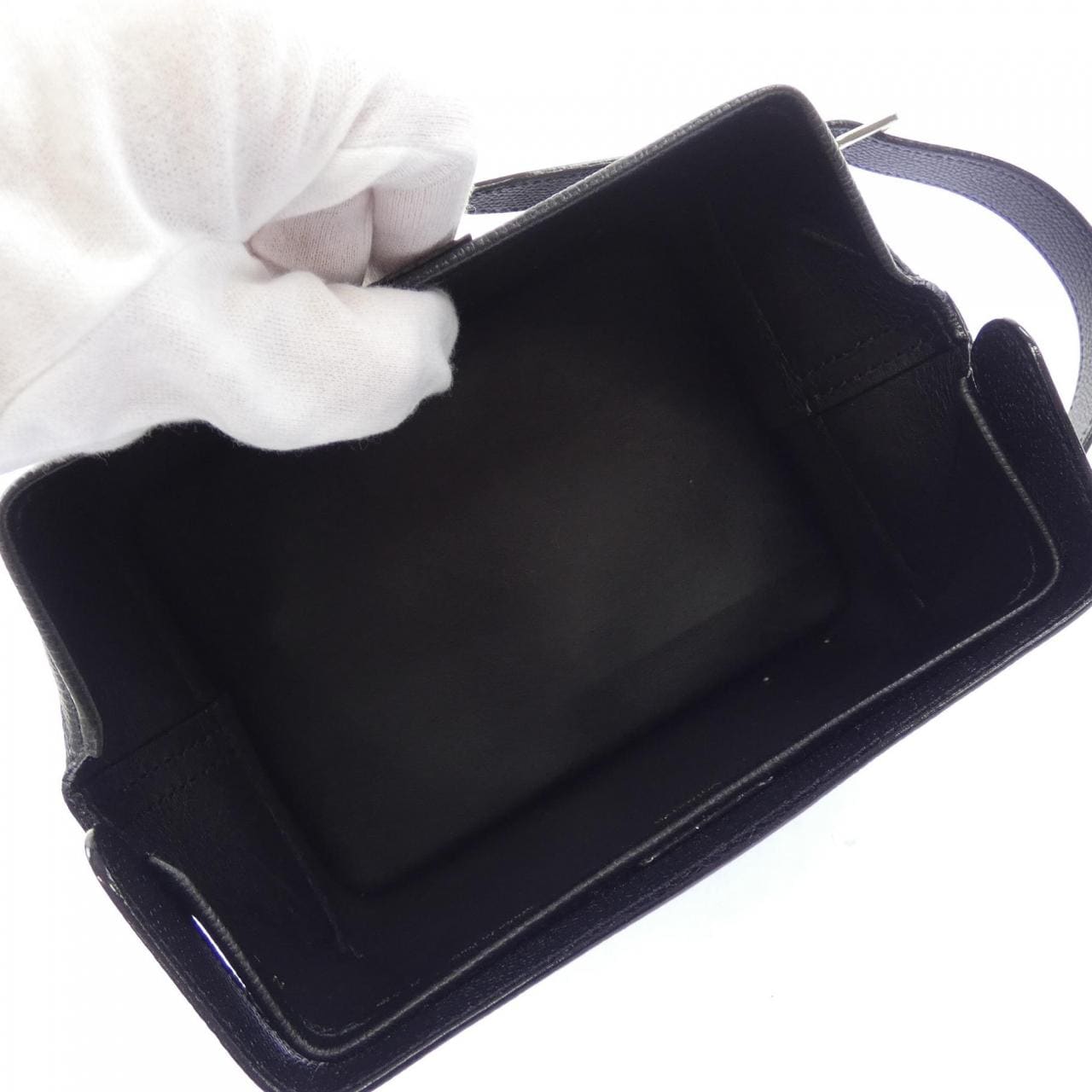 ヴァレクストラ VALEXTRA トリックトラック シェイプドハント SGSR0027028LRDTA99 BAG