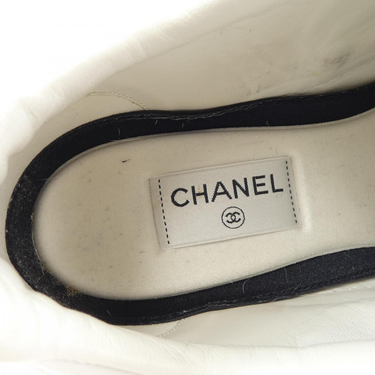 シャネル CHANEL スニーカー