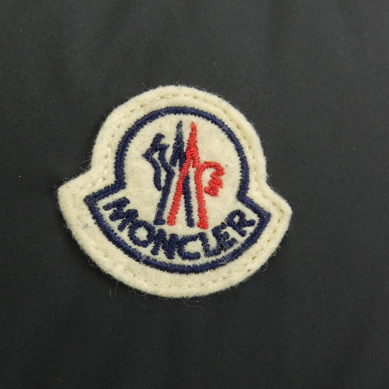 モンクレール MONCLER CARDAMINE ダウンベスト