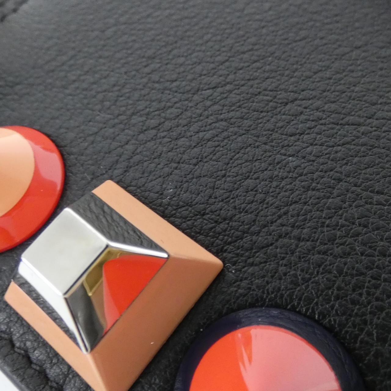 フェンディ 8M0369 9DF ショルダーバッグ