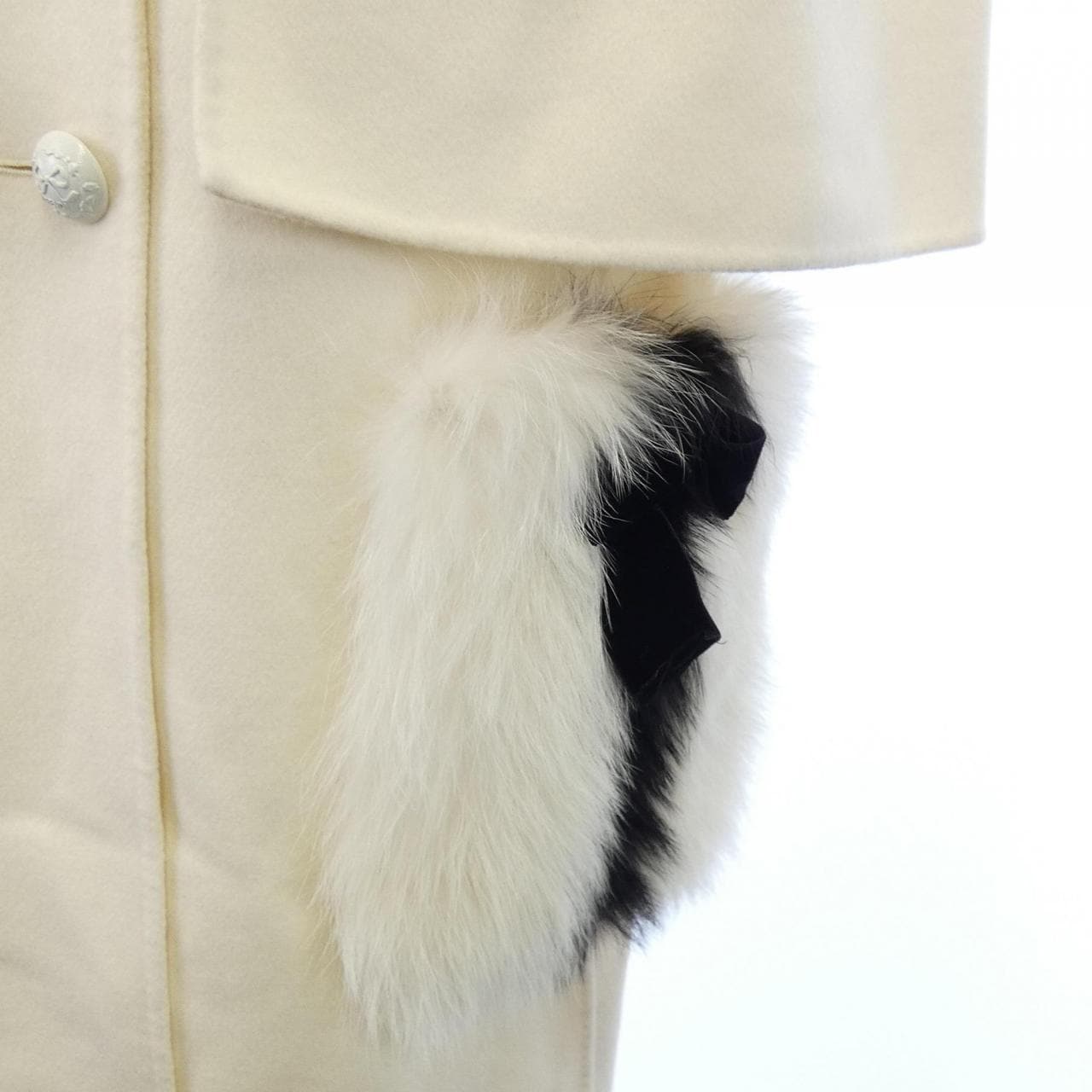 フェンディ FENDI FF8522 W1D コート