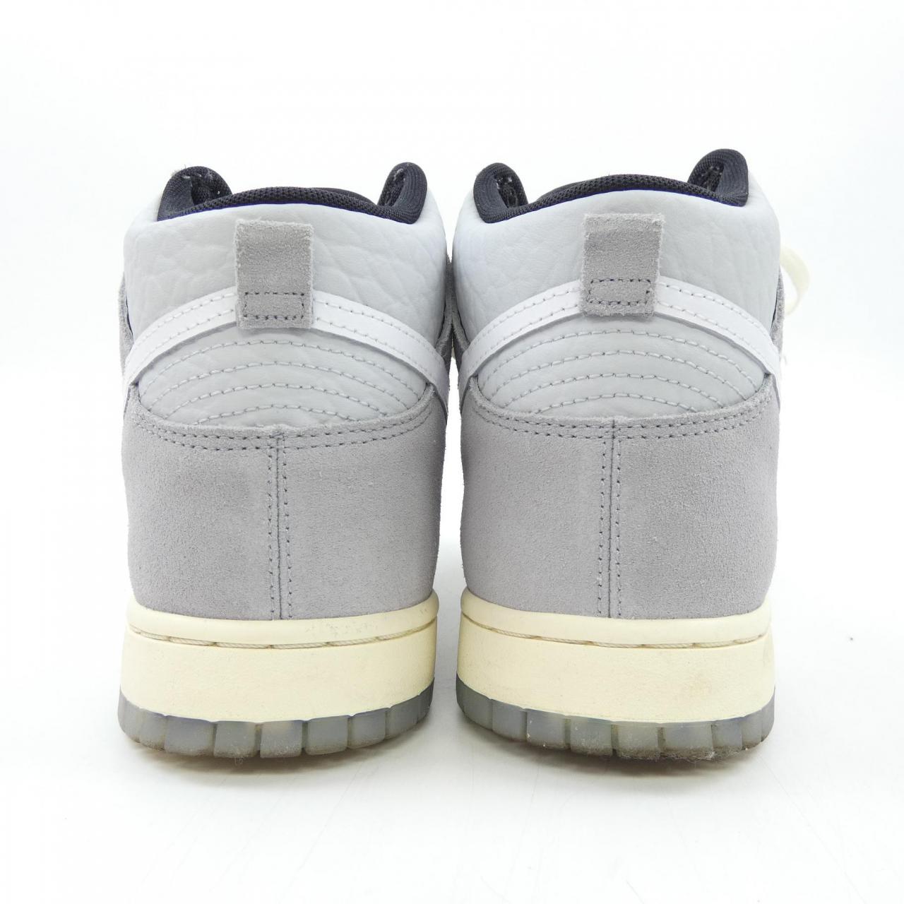 ナイキ NIKE DR8753 スニーカー