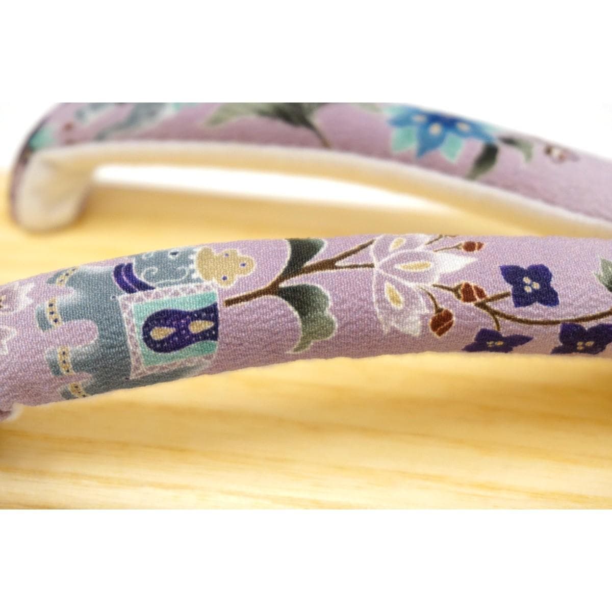 【新品】女草履【岡重】