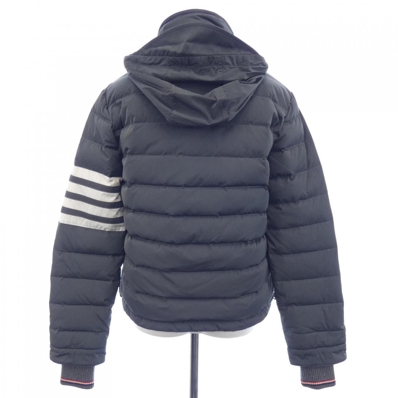 トムブラウン THOM BROWNE FBD048X ダウンジャケット