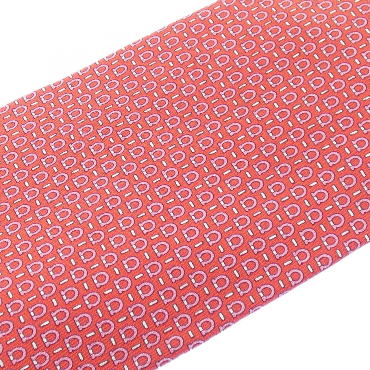 サルヴァトーレフェラガモ SALVATORE FERRAGAMO NECKTIE