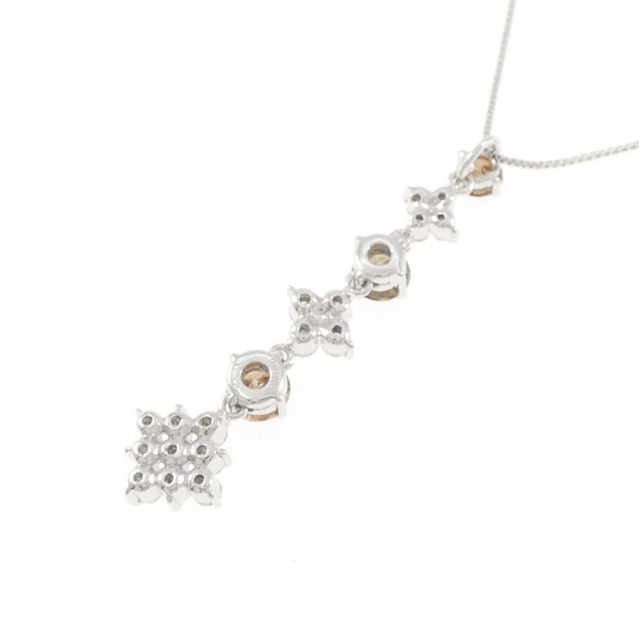 K18WG フラワー ダイヤモンド ネックレス 1.32CT