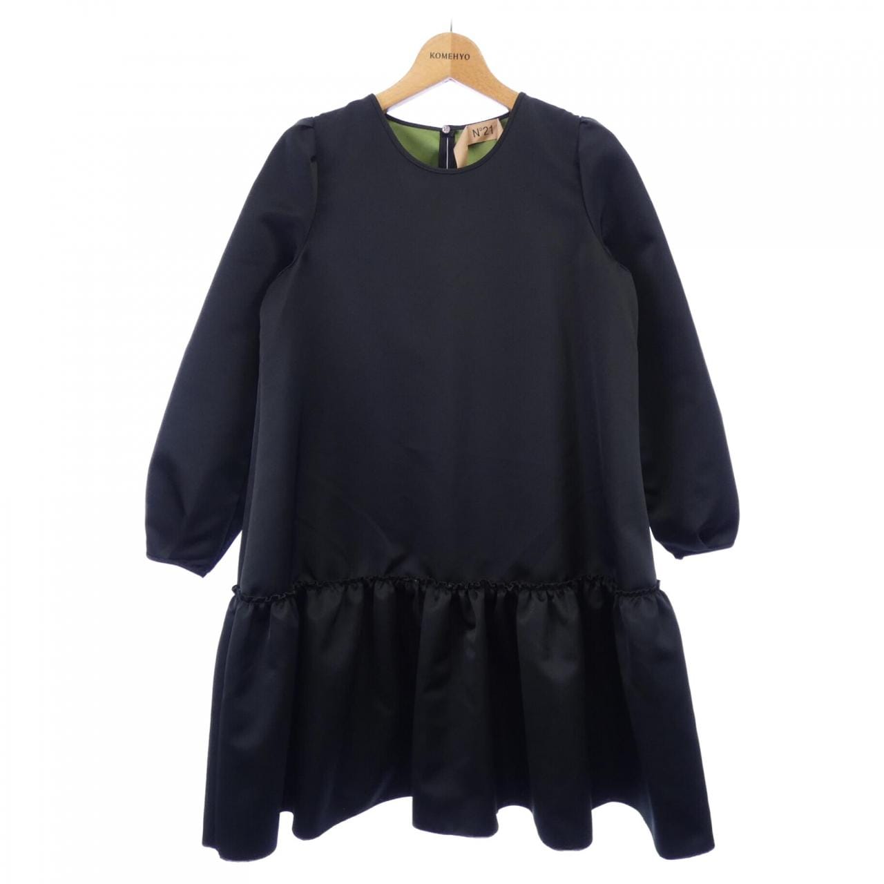 ヌメロヴェントゥーノ N°21 ワンピース