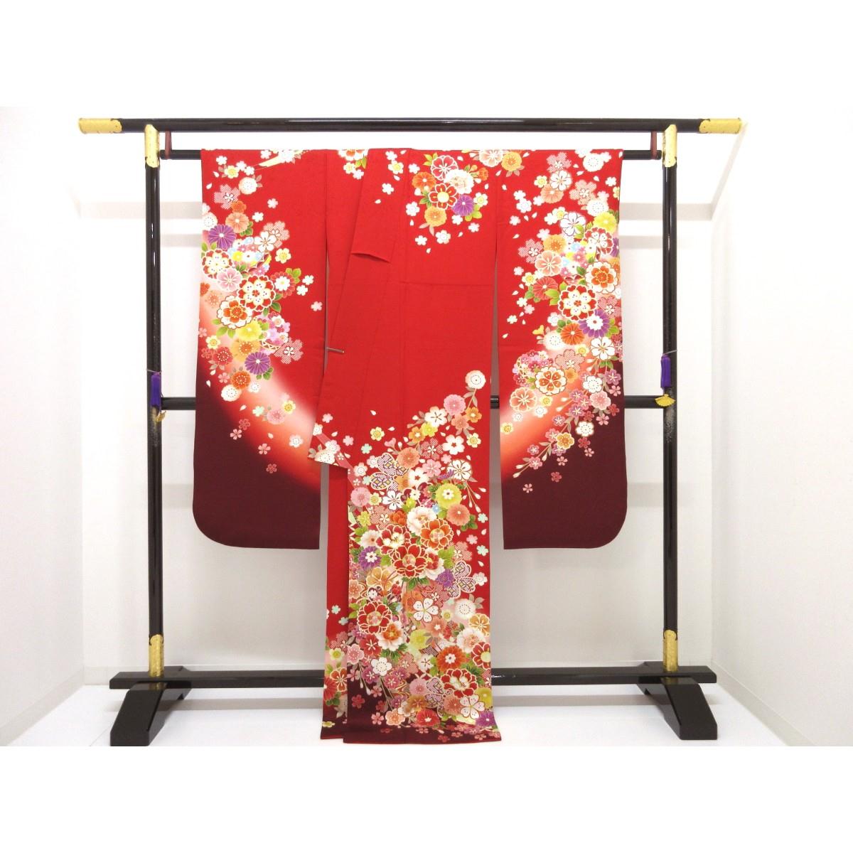 振袖　友禅加工刺繍入り　ボカシ染