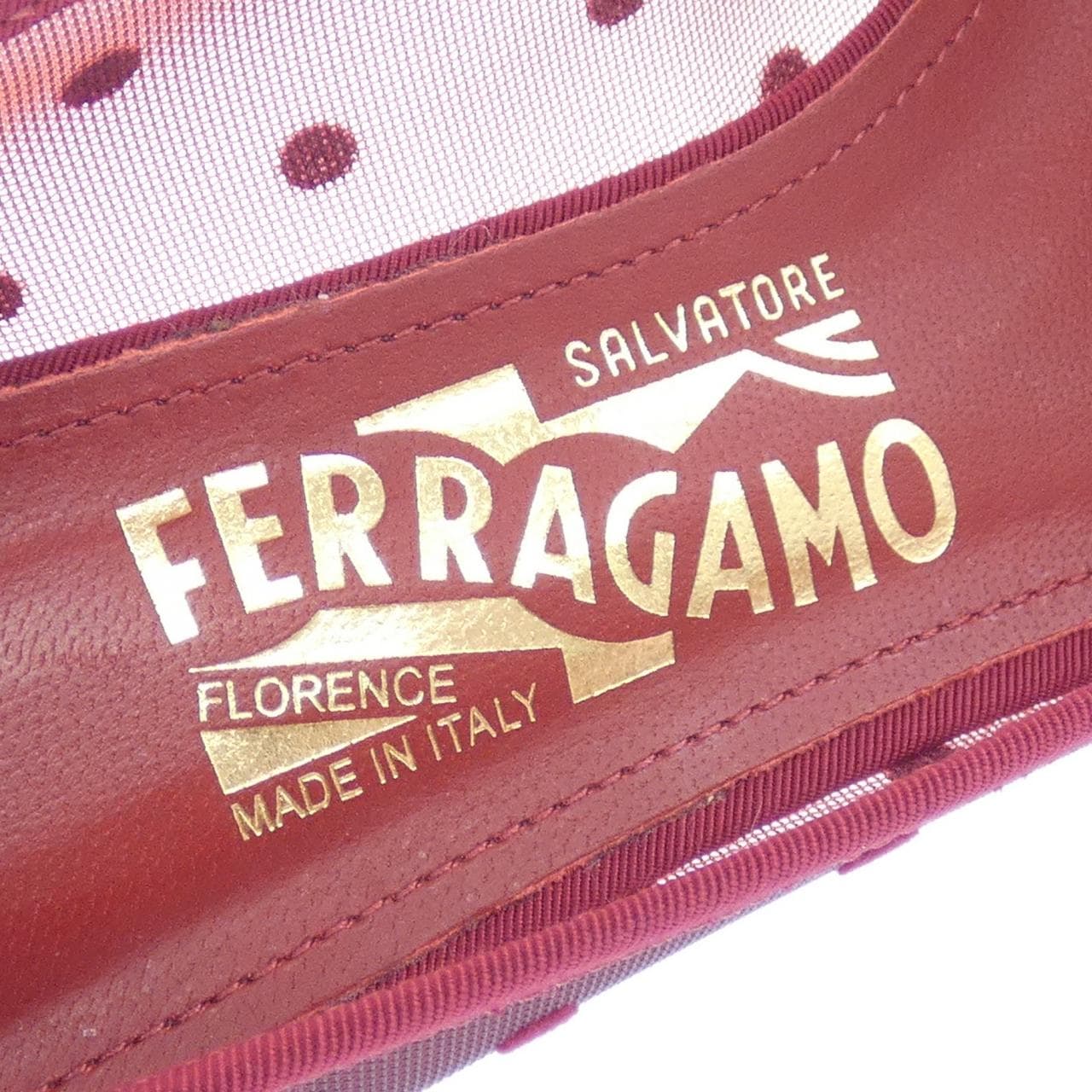 サルヴァトーレフェラガモ SALVATORE FERRAGAMO パンプス