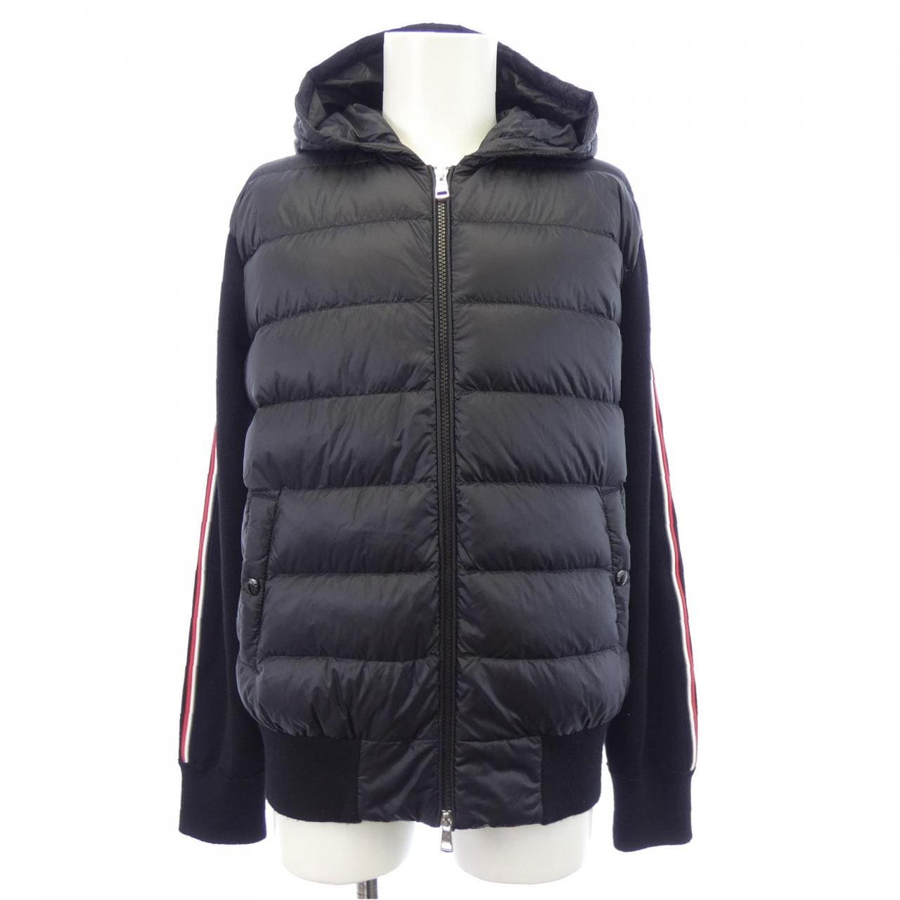 モンクレール MONCLER 20919B00008 ダウンジャケット