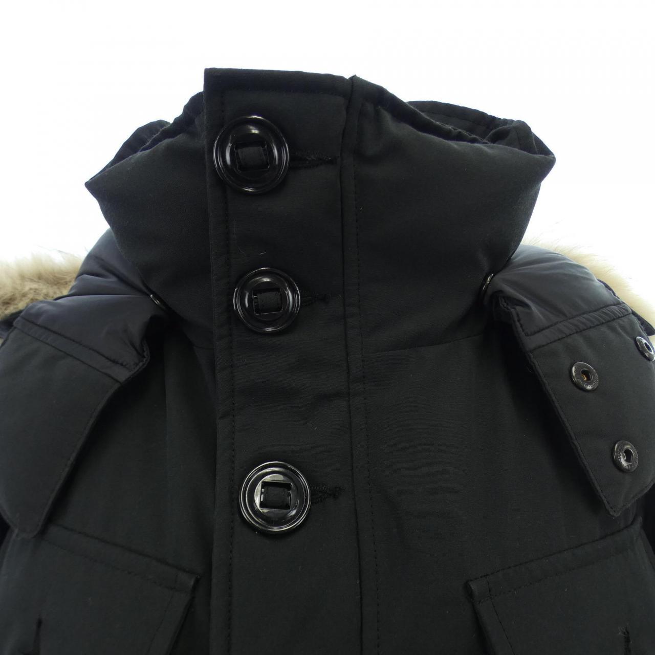 カナダグース CANADA GOOSE ダウンジャケット
