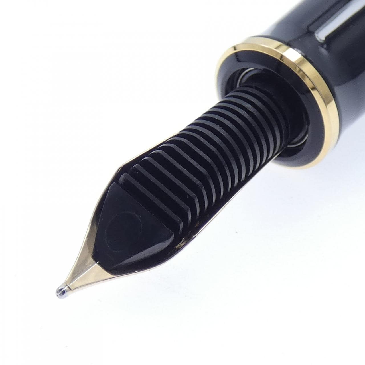 ペリカン スーベレーンM600グリーンストライプ 万年筆