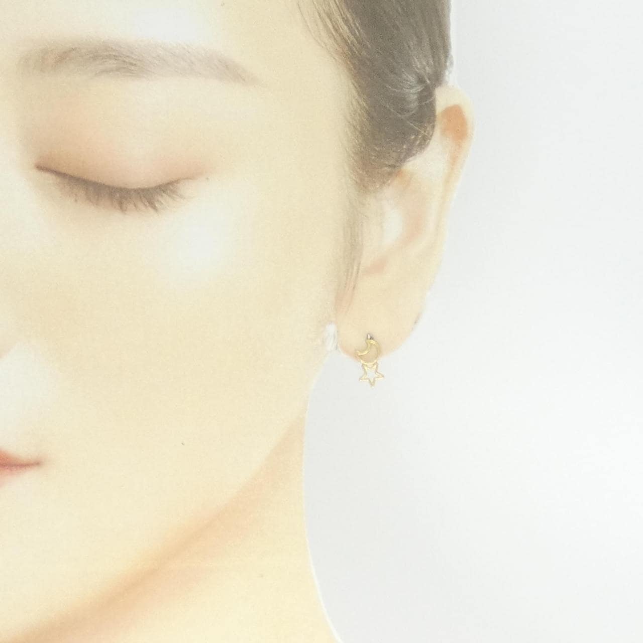 [BRAND NEW] K18YG Moon x Star Earrings