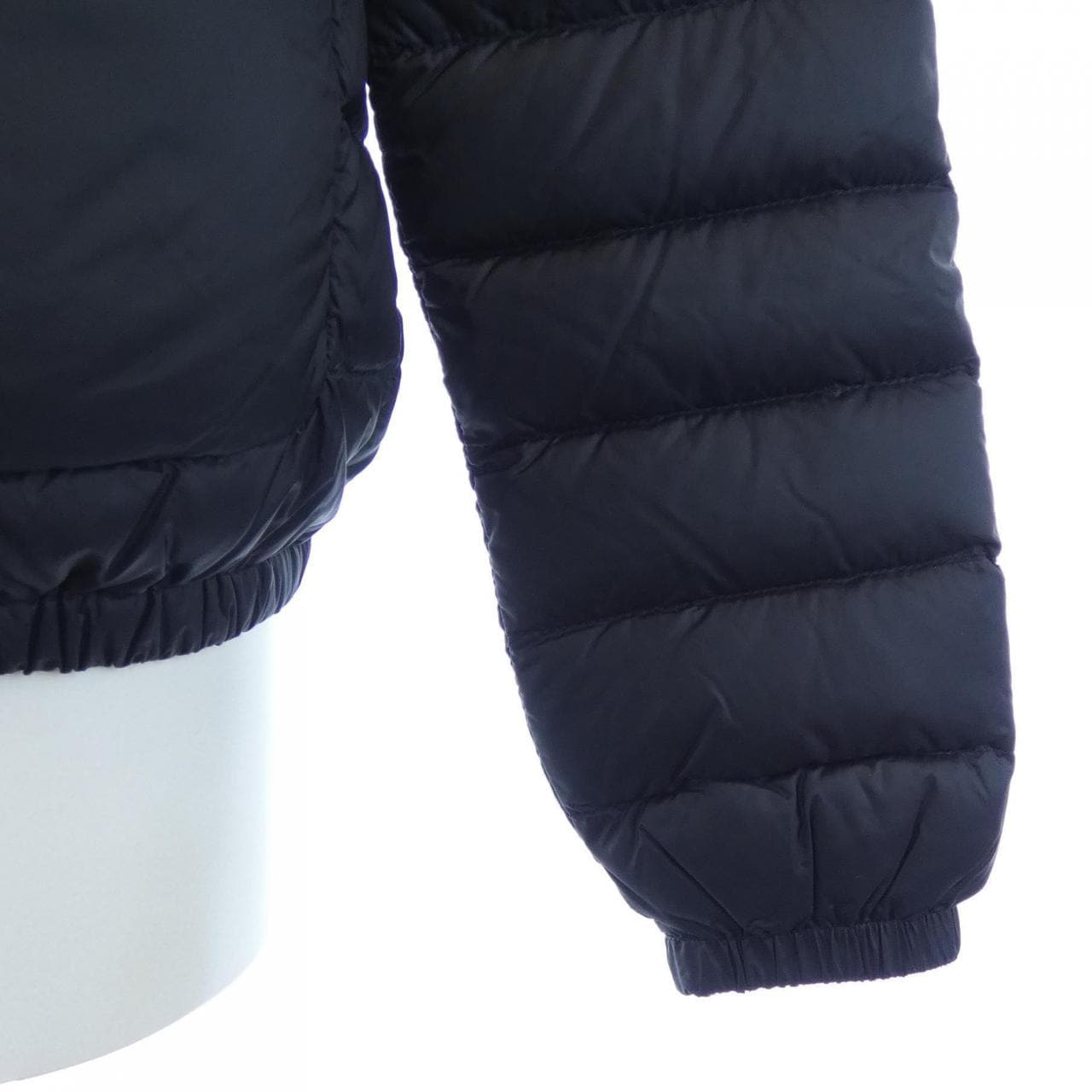 モンクレール MONCLER LANS ダウンジャケット