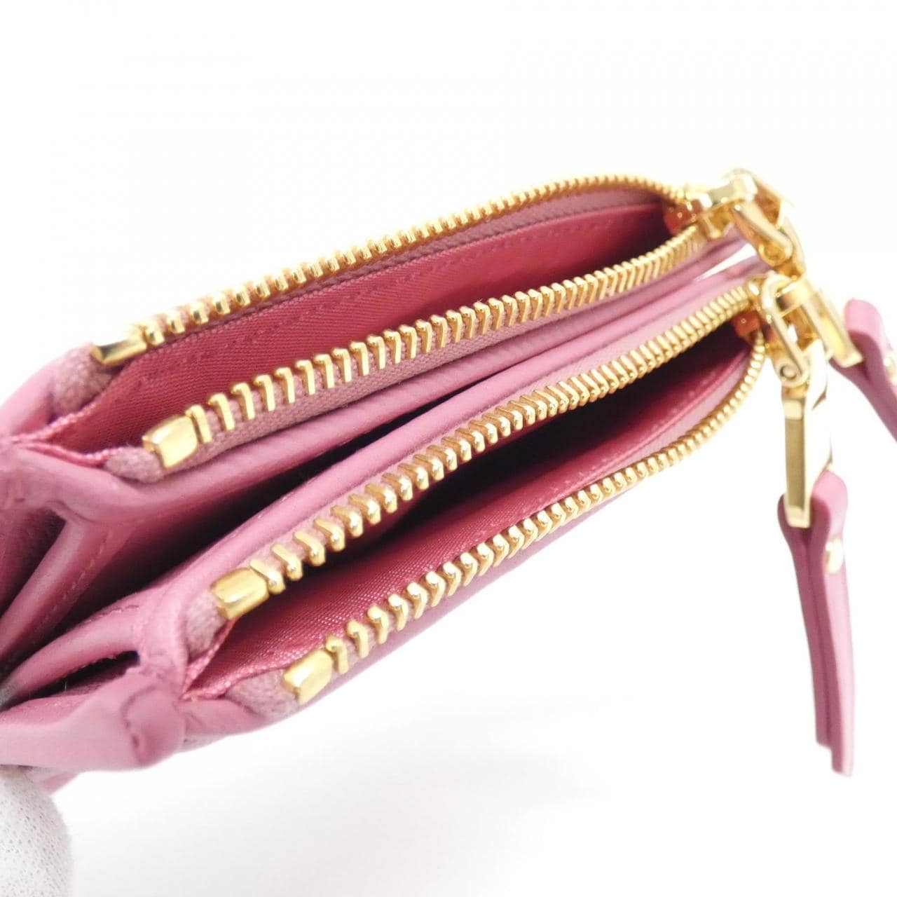 【新品】ミュウミュウ 5ML024 財布