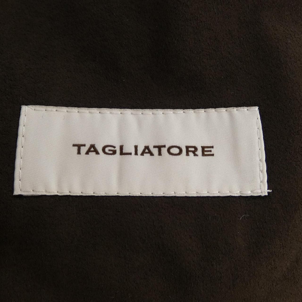 タリアトーレ TAGLIATORE ジャケット