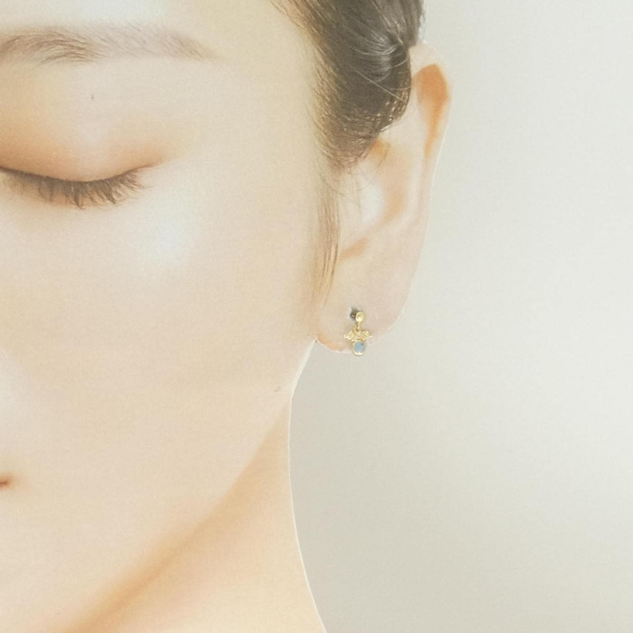 K18YG ブルートパーズ ピアス