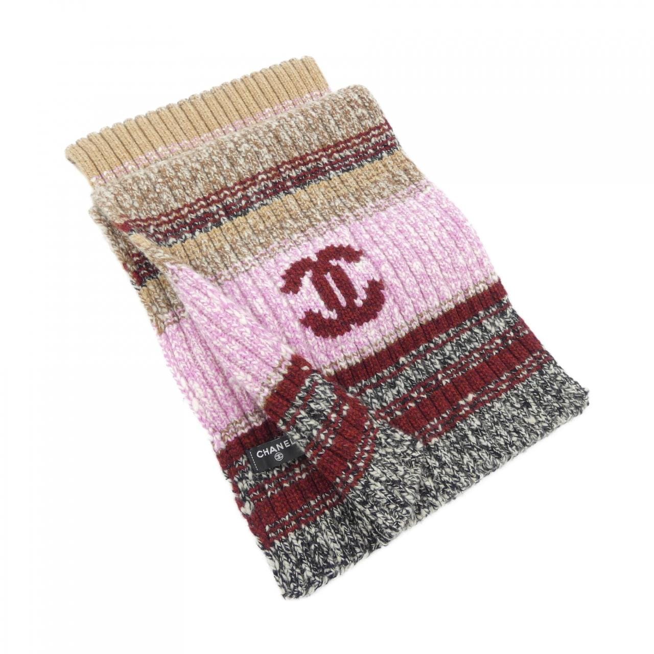 CHANEL MUFFLER