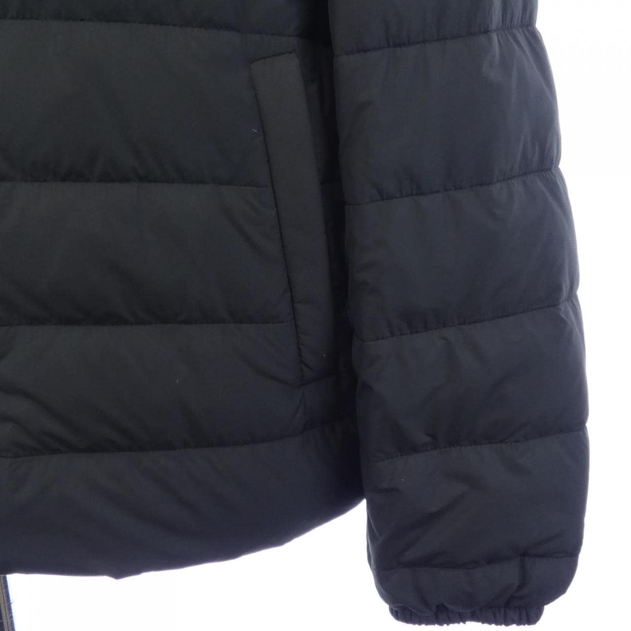 プラダ PRADA トライアングルロゴ ミディアムウェイト ポリエステル SGC403 S232 13IL ダウンジャケット