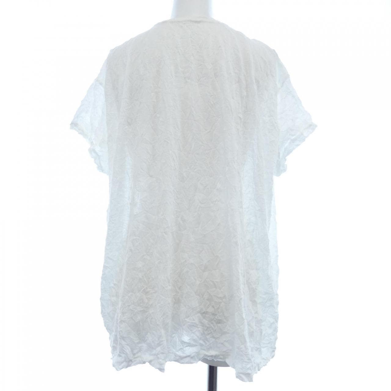 ミーイッセイミヤケ me ISSEY MIYAKE トップス