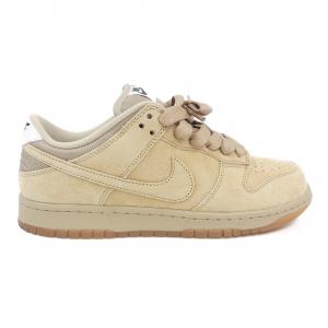 ナイキ NIKE スニーカー
