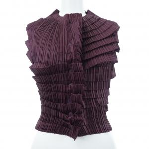 イッセイミヤケ ISSEY MIYAKE IM04FE920 ベスト