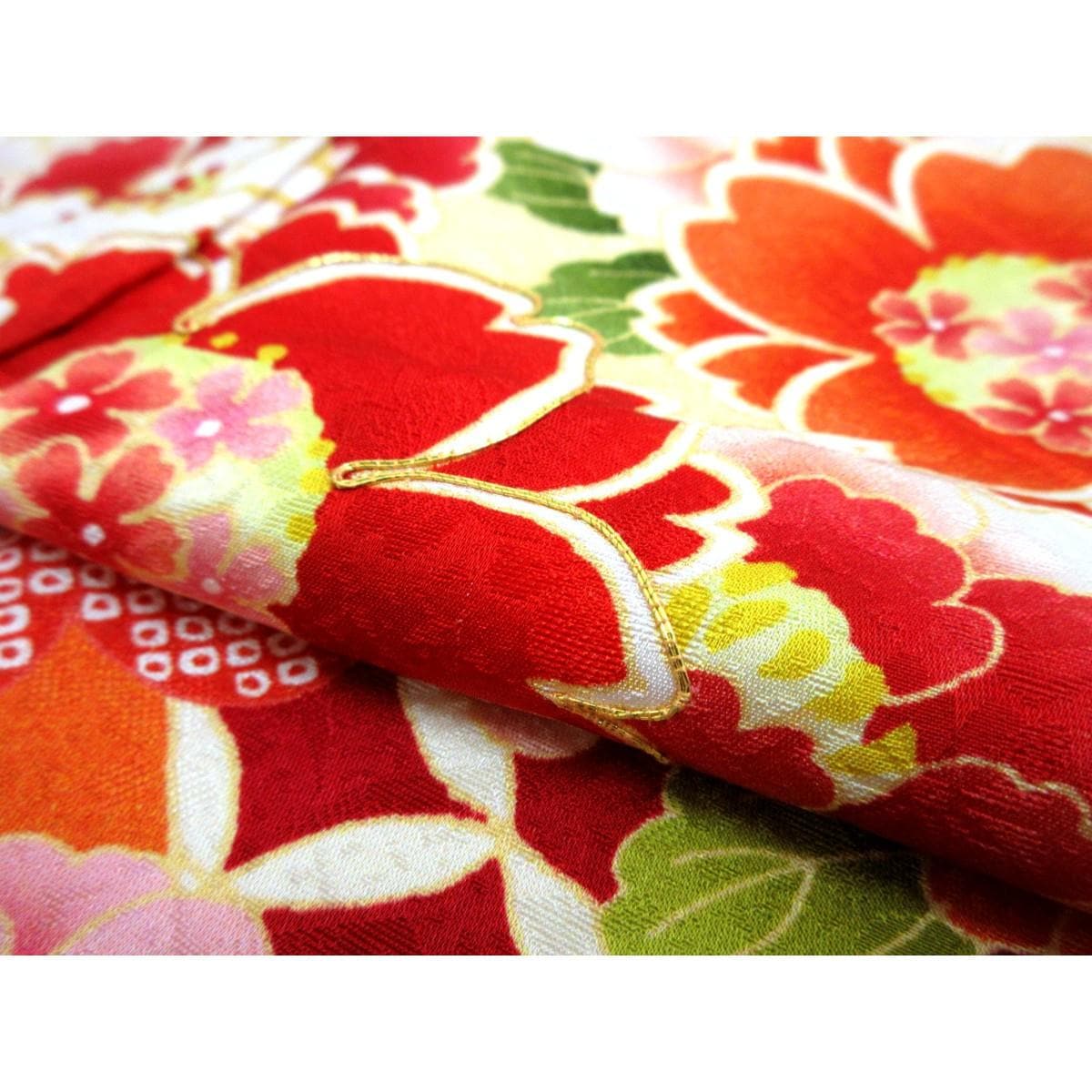 振袖　友禅加工刺繍入り　ボカシ染