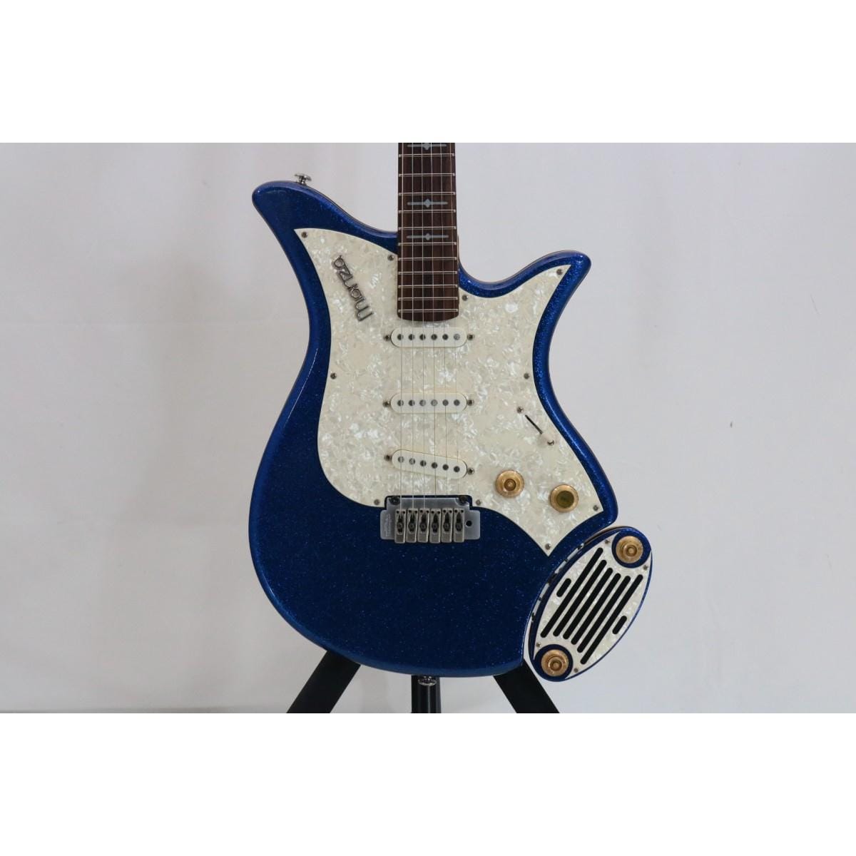 Ｉｔａｌｉａ　ｇｕｉｔａｒｓ　　ＭＯＮＺＡ