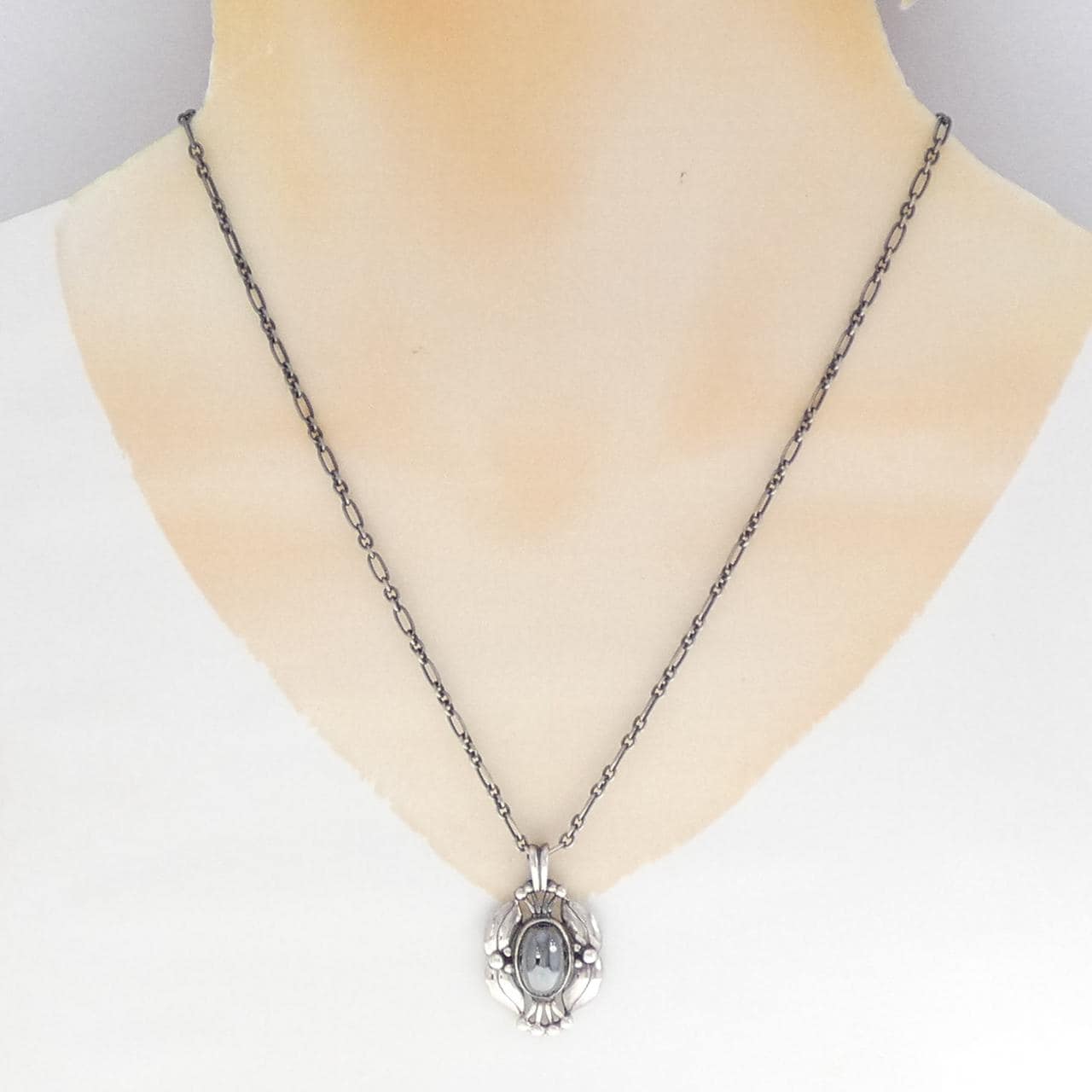 ジョージ ジェンセン ヘマタイト ネックレス