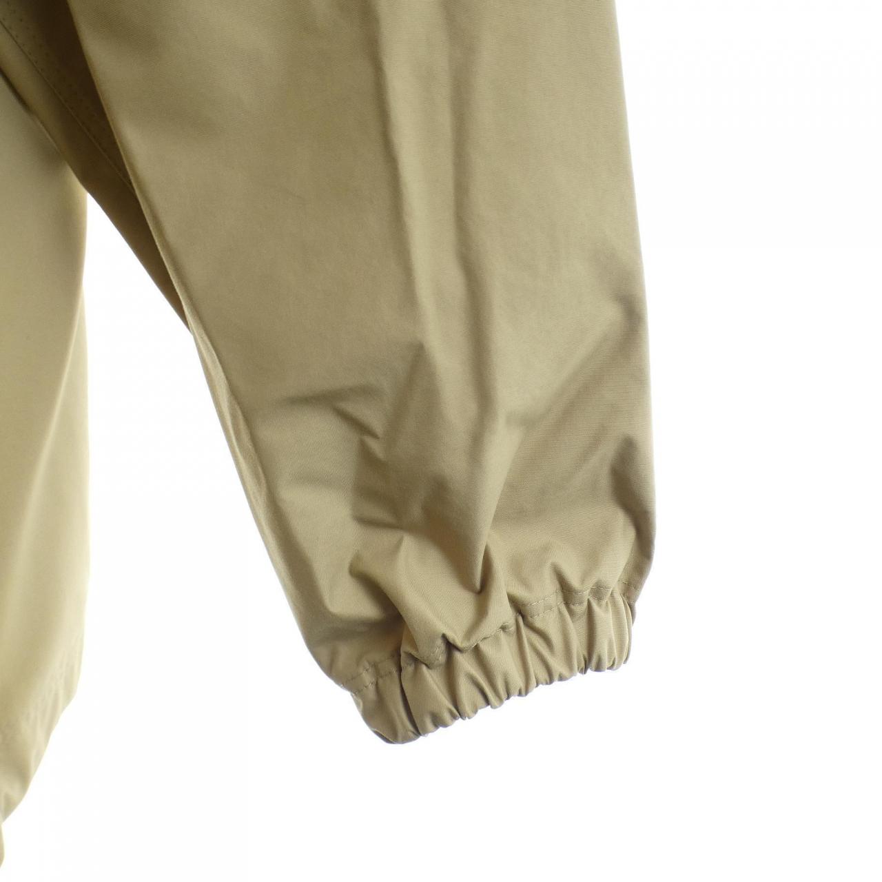 バレンシアガ BALENCIAGA 556168 TCO11 ブルゾン