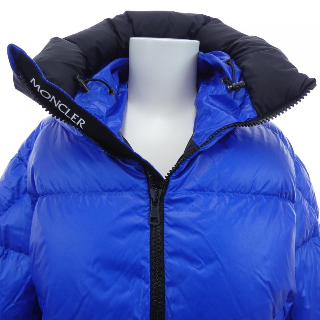 MONCLER DAMAVAND 羽绒服