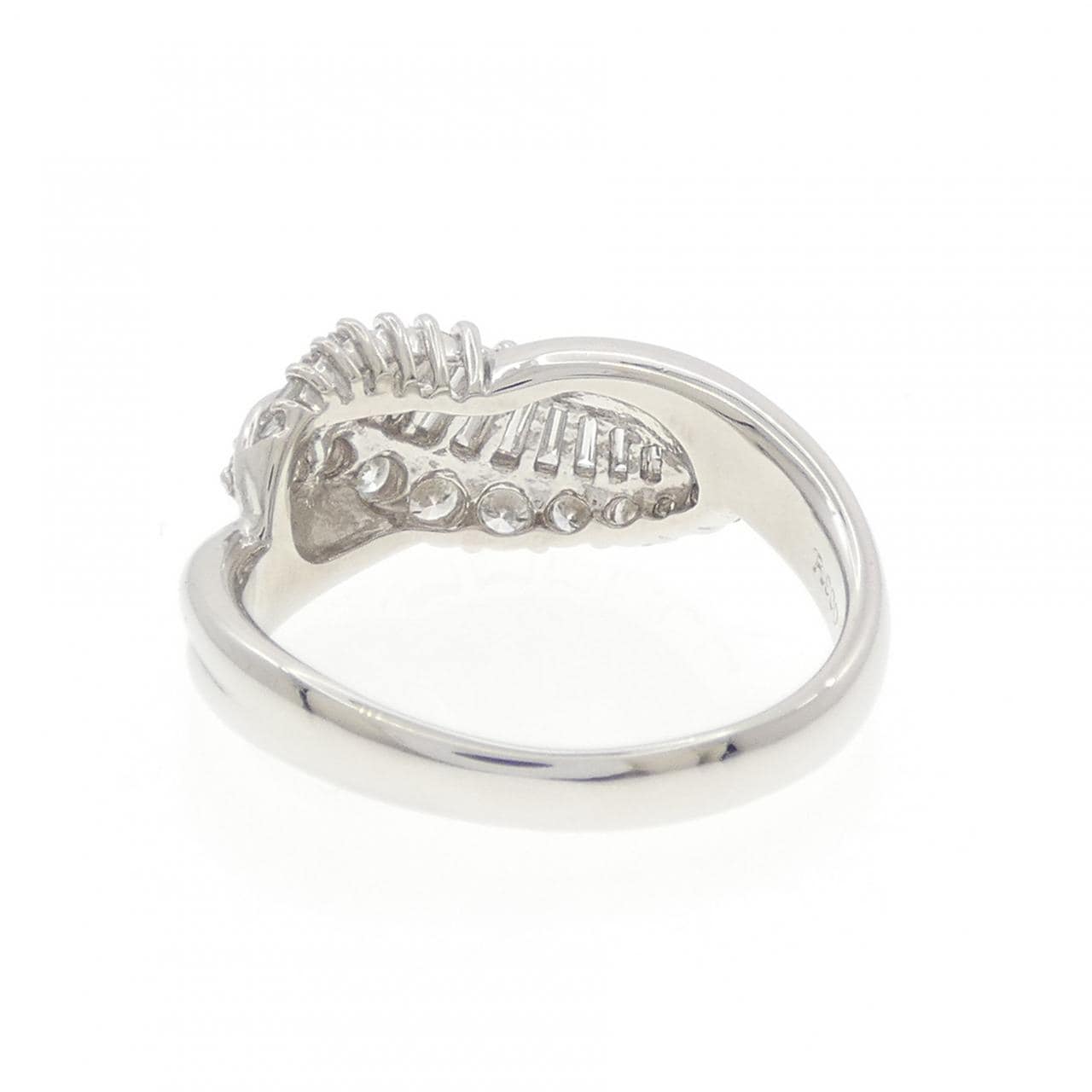 PT900 ダイヤモンド リング 1.01CT